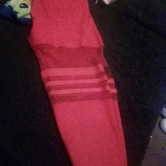 Hot pink butterfly fishnets - Picture 1 of 3